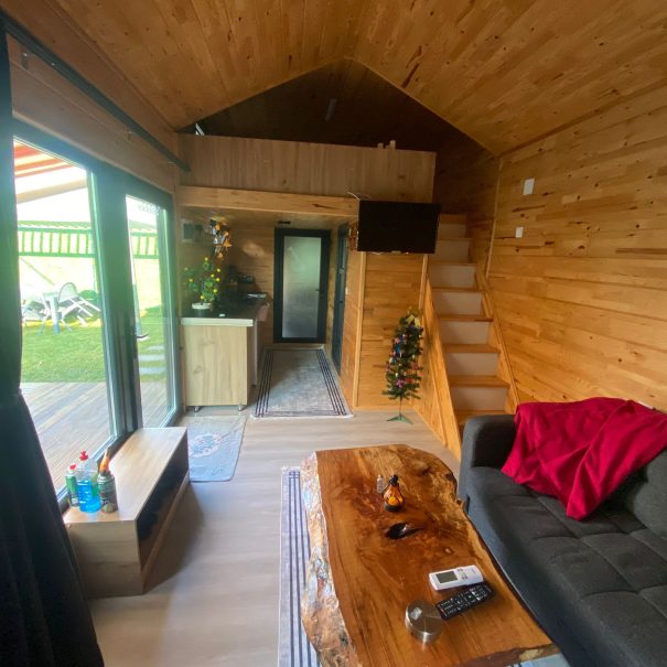 WhatsApp Image 2024-12-23 at 15.40.21 (1)